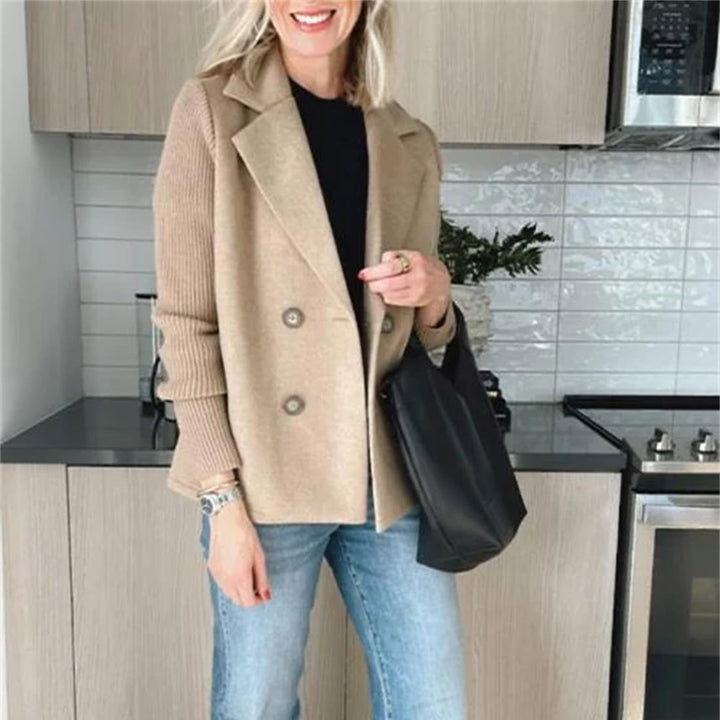 Amora | Elegant Blazer med Strikkede Ærmer
