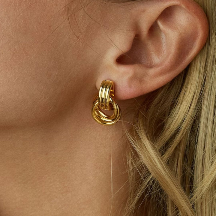 Luna Lagdelt Øreringe | 18k Guld