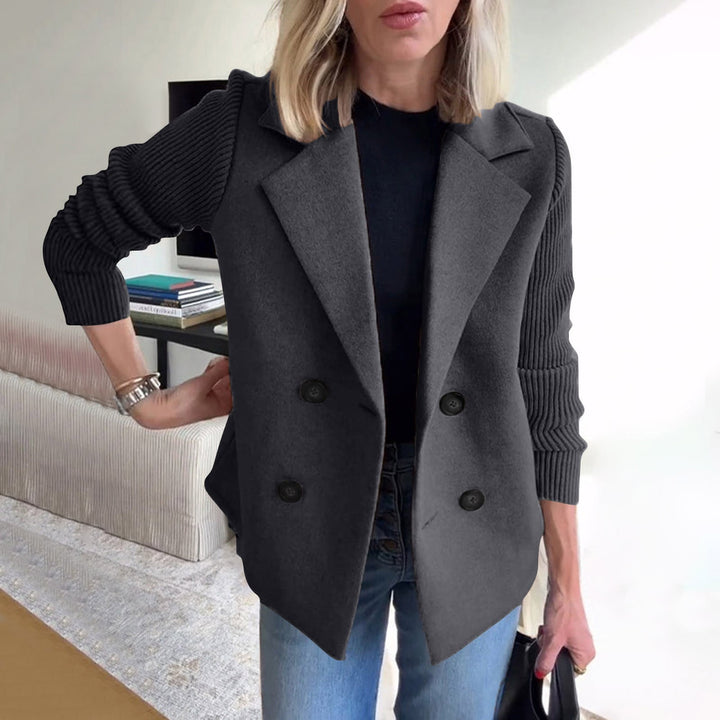 Amora | Elegant Blazer med Strikkede Ærmer